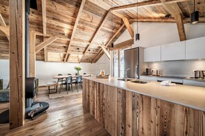 Oven, stovetop, dishwasher, toaster