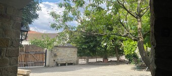 HOFGOHLIS apartment between Dresden, Radebeul and Meißen directly on the Elbe cycle path