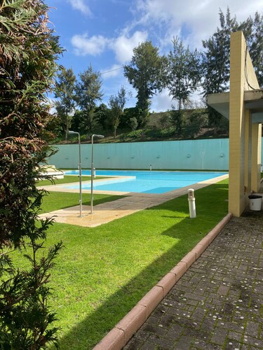 3 bedrooms apart with pool & tennis