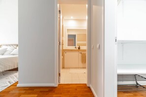 3 Schlafzimmer, Bügeleisen/Bügelbrett, Internetzugang, Bettwäsche