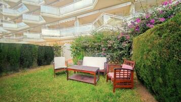 Apartment, 2 Bedrooms, Accessible, Terrace | Garden