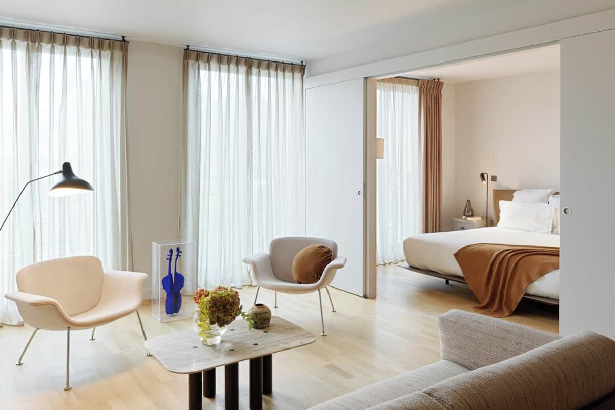 Suite, letti multipli, vista città | 2 camere, tende oscuranti, insonorizzazione, ferro/asse da stiro