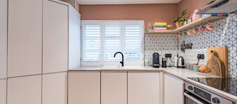 The Printer's Place, Deal