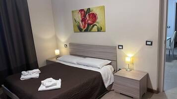 1 bedroom, free WiFi, bed sheets