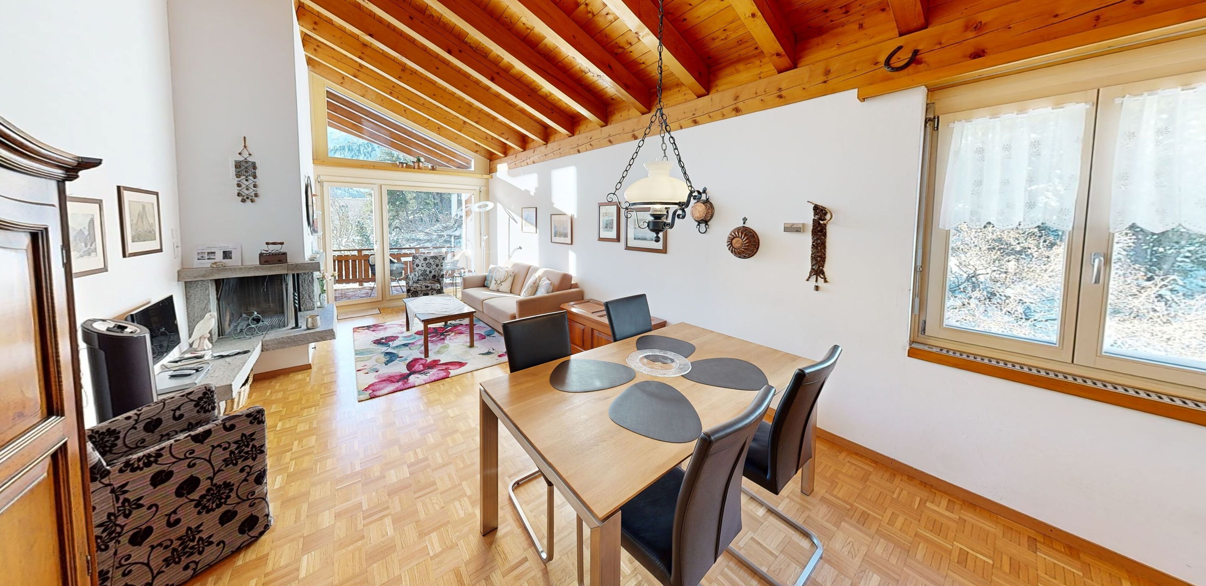 Poestli 2.5 Zimmer | Con stile personalizzato, con arredamento individuale, Wi-Fi gratuito