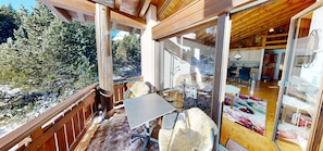Poestli 2.5 Zimmer | 1 bedroom, individually decorated, individually furnished, free WiFi