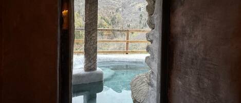 Indoor pool, outdoor pool