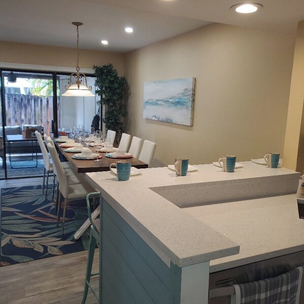 Dining - Villa Iona (Iona)