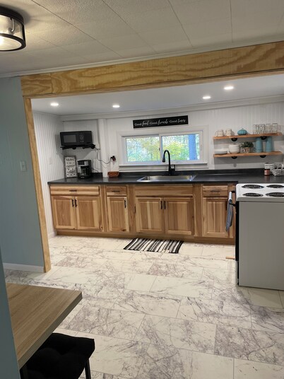 Home away from the hustle of the Holiday Season. Relax and enjoy the scenery. 