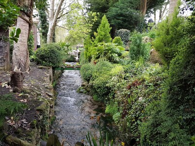 A secret haven for rest, relaxation and getting back to nature near Louth