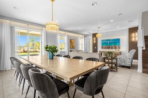 Interior - Awsome 8 Bd/ 6.5 Ba Sleeps 20! Encore (Kissimmee)