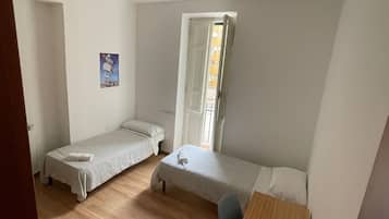Departamento clásico, balcón | 2 habitaciones, caja de seguridad en la habitación y wifi gratis