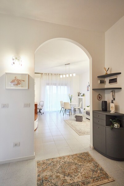 Casa Musa bnb | Comfortable and bright | Between hills, old town and sea