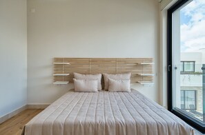 3 habitaciones, tabla de planchar con plancha y wifi gratis