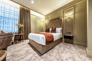 In-room safe, desk, soundproofing, iron/ironing board