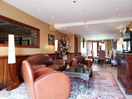 Salle de séjour. Le Haras des Charmilles