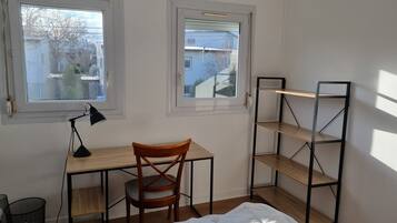 3 chambres, bureau, fer et planche à repasser, Wi-Fi