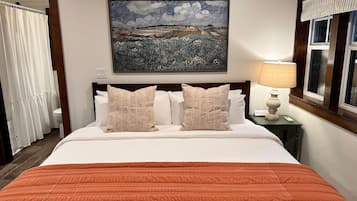 2 Schlafzimmer, Schreibtisch, Bügeleisen/Bügelbrett, WLAN