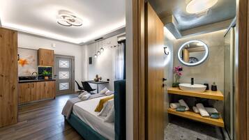 1 bedroom, iron/ironing board, free WiFi, bed sheets