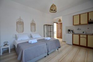 1 bedroom, iron/ironing board, travel crib, free WiFi