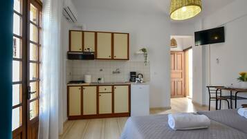 1 bedroom, iron/ironing board, travel crib, free WiFi