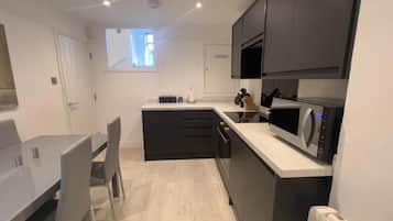 Apartment | Private kitchen | Fridge, microwave, oven, stovetop
