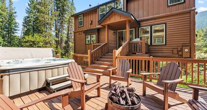 Large 5BR w/Mountain Views, Hot Tub, game room, garage-5 Mins to Slopes& Main St