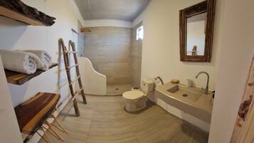 Suite Deluxe, balcon, vue plage | Salle de bain