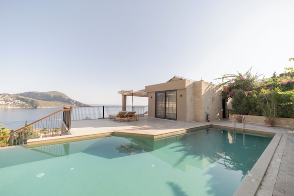 Building design - Asfiya Sea View Hotel (Kas)