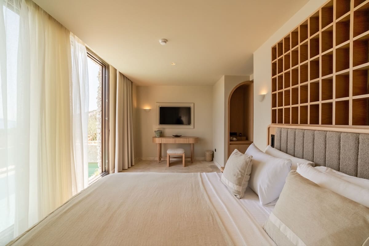 Mini-bar avec articles gratuits, coffres-forts dans les chambres