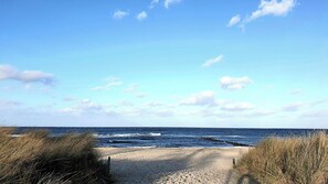 Unclassified image, 5 of 18, button