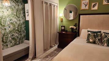 3 bedrooms, iron/ironing board, travel crib, WiFi