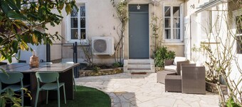 House with AC and garden Tours centre 8 people 4 bedrooms
