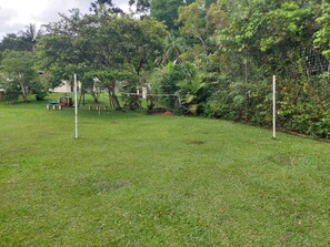 Property grounds - Spacious property for rent in Juquitiba (Juquitiba)