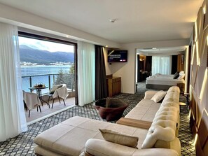 Deluxe Apartment, Balcony, Lake View | Desk, laptop workspace, free WiFi - Merdjan (Velingrad)