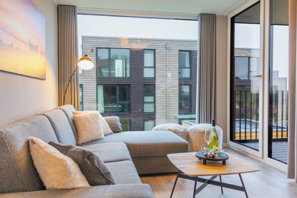 Télévision, livres, chaßne hi-fi