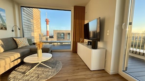 TV, stereo