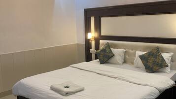 Superior Double Room, Mountain View | Egyptian cotton sheets, premium bedding, memory-foam beds, free WiFi