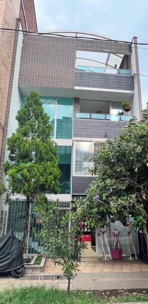 Exterior - AMOBLADO LOS MOLINOS (Medellín)