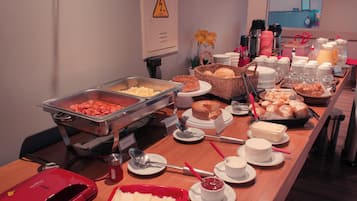 Free daily self-service breakfast