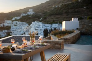 Outdoor dining - Houses G Y in Kardiani Tinos (Tinos)