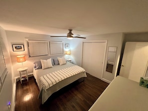 4 chambres, fer et planche à repasser, Wi-Fi, draps fournis