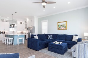 Smart TV - Luxury Townhome in Emerald Isle, NC with elevator and walking distance to beach.   Three story spacious townhome. (Emerald Isle)