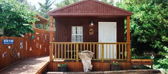 NEW! #1 ~ Modern Hunting One Room Cabin ~ Wheelchair Accessible