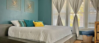 Gorgeous loft, downtownSherman,washer/dryer, WiFi