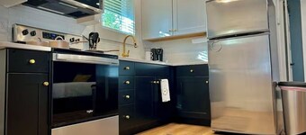 Stunning loft, Downtown Sherman, washer/dryer, WiFi,