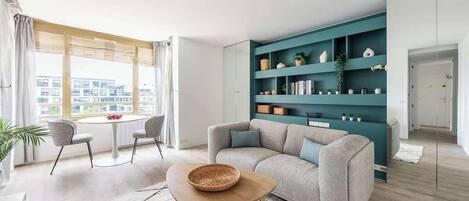 TV, offices