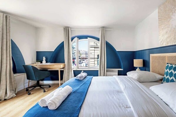 1 bedroom, desk, iron/ironing board, WiFi