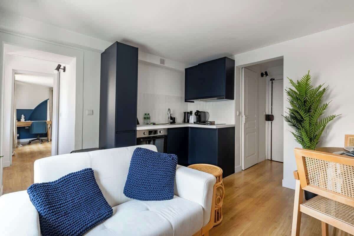Smart TV, offices