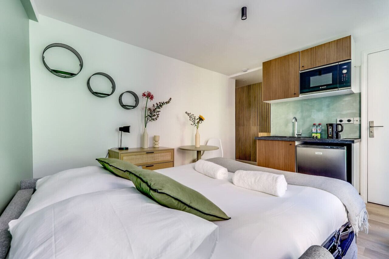 1 bedroom, desk, free WiFi, bed sheets